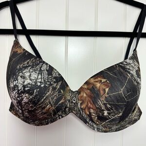 Wilderness Dreams Camo bra 36D and panty M set. New